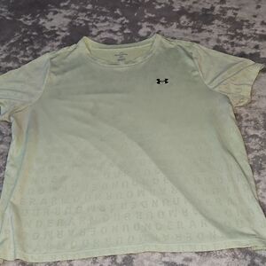 Under Armour Women Dri Fit Light Green Tee Size 1X
